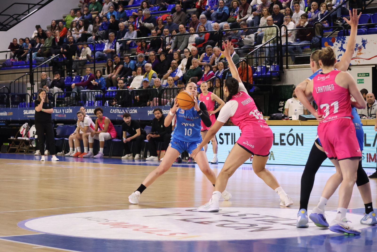 Perfumerías Avenida - Araski