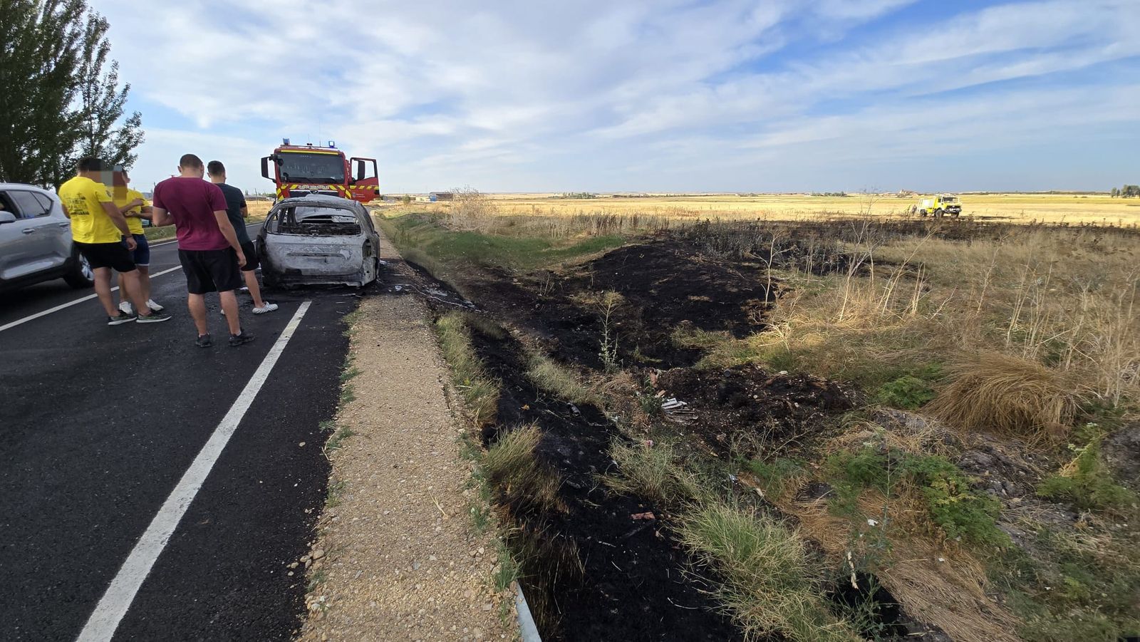 Se incendia un turismo en la DSA-660