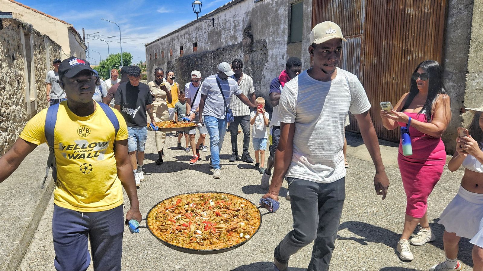 Más de 100 personas participan en “Juzbado Acoge”, un ejemplo de solidaridad rural Más de 100 personas participan en “Juzbado Acoge”, un ejemplo de solidaridad rural
