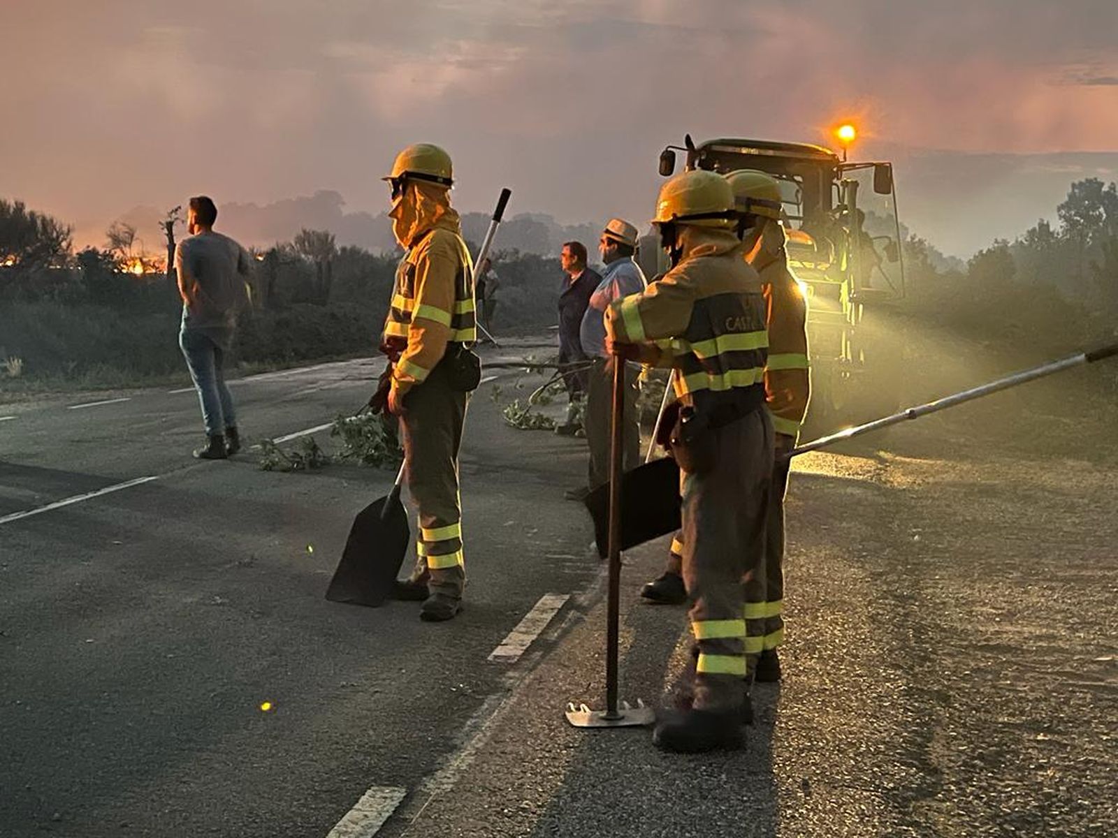 Incendio Forestal, término de Morasverdes, viernes 15 de julio de 2022 S24H (7) Incendio Forestal, término de Morasverdes, viernes 15 de julio de 2022 S24H (7)