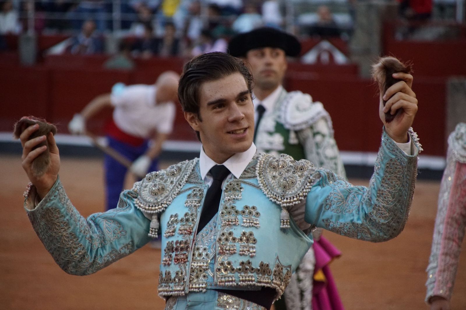 whatsapp-image-2022-09-08-at-9-21-54-pm