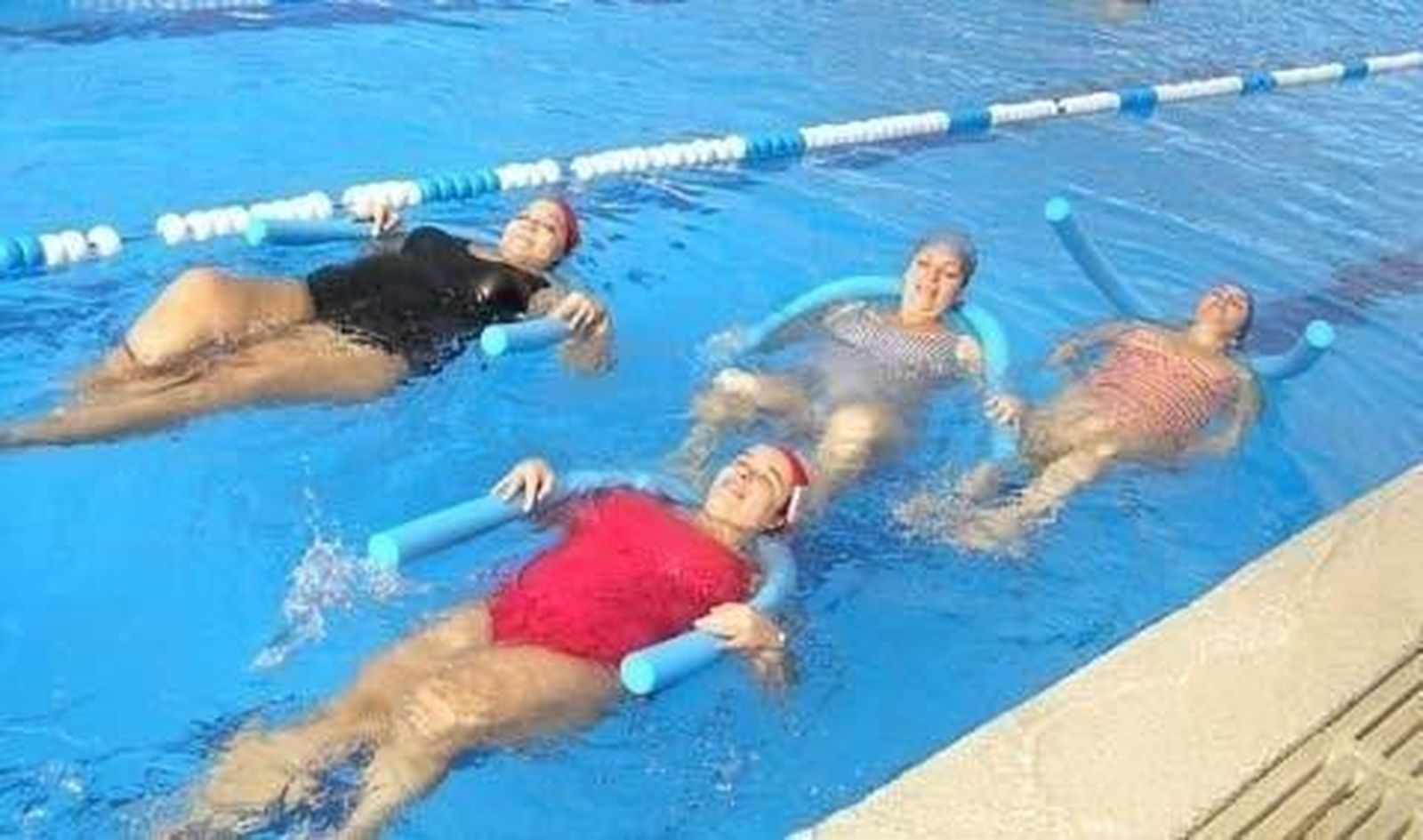 Abierto el plazo para el programa municipal de natación para personas mayores