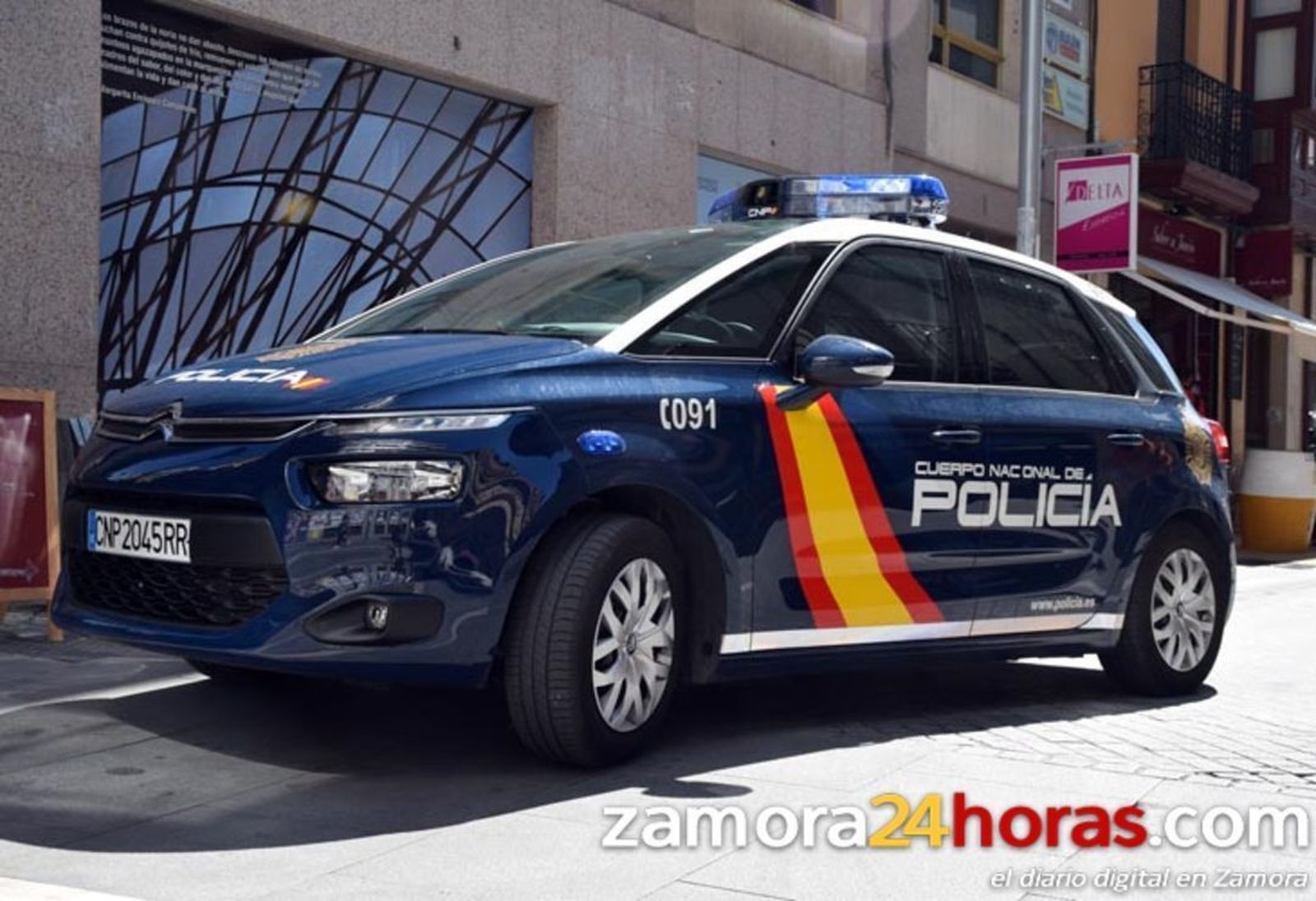 2.740 plazas libres del Cuerpo Nacional de Policía y 250 de promoción interna