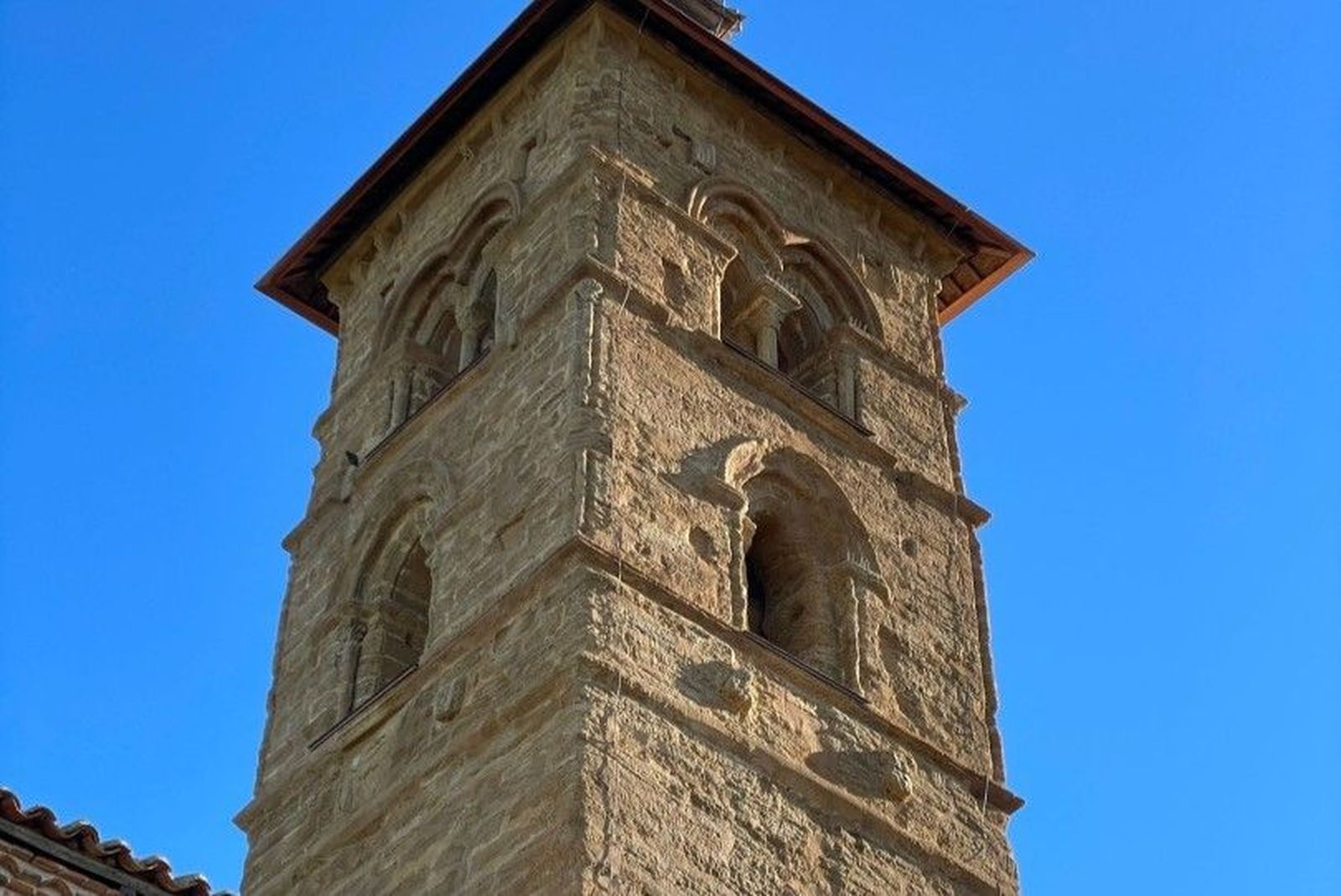 Imagen de la torre restaurada