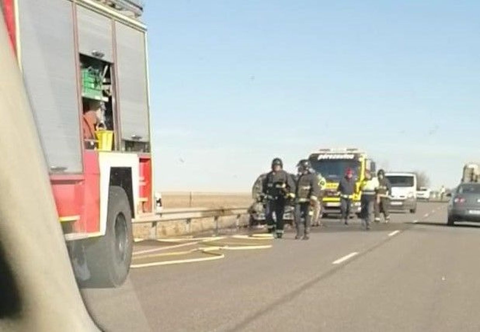 Incendio coche N501 Peñaranda