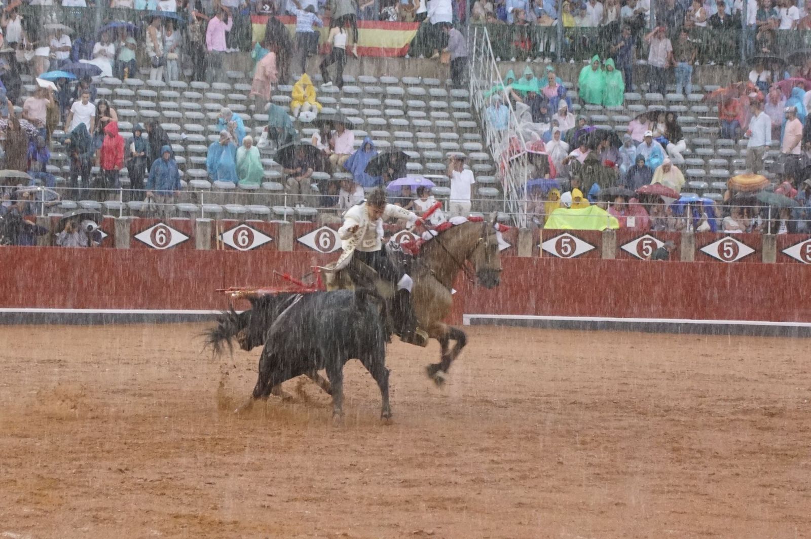 Exhibición de rejoneo en La Glorieta a cargo de Diego Ventura, Rui Fernandes y Sergio Galán