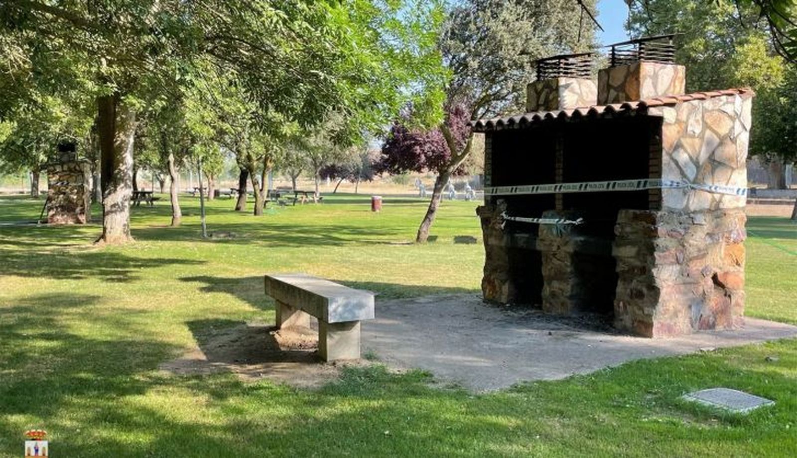 Una barbacoa precintada en Benavente