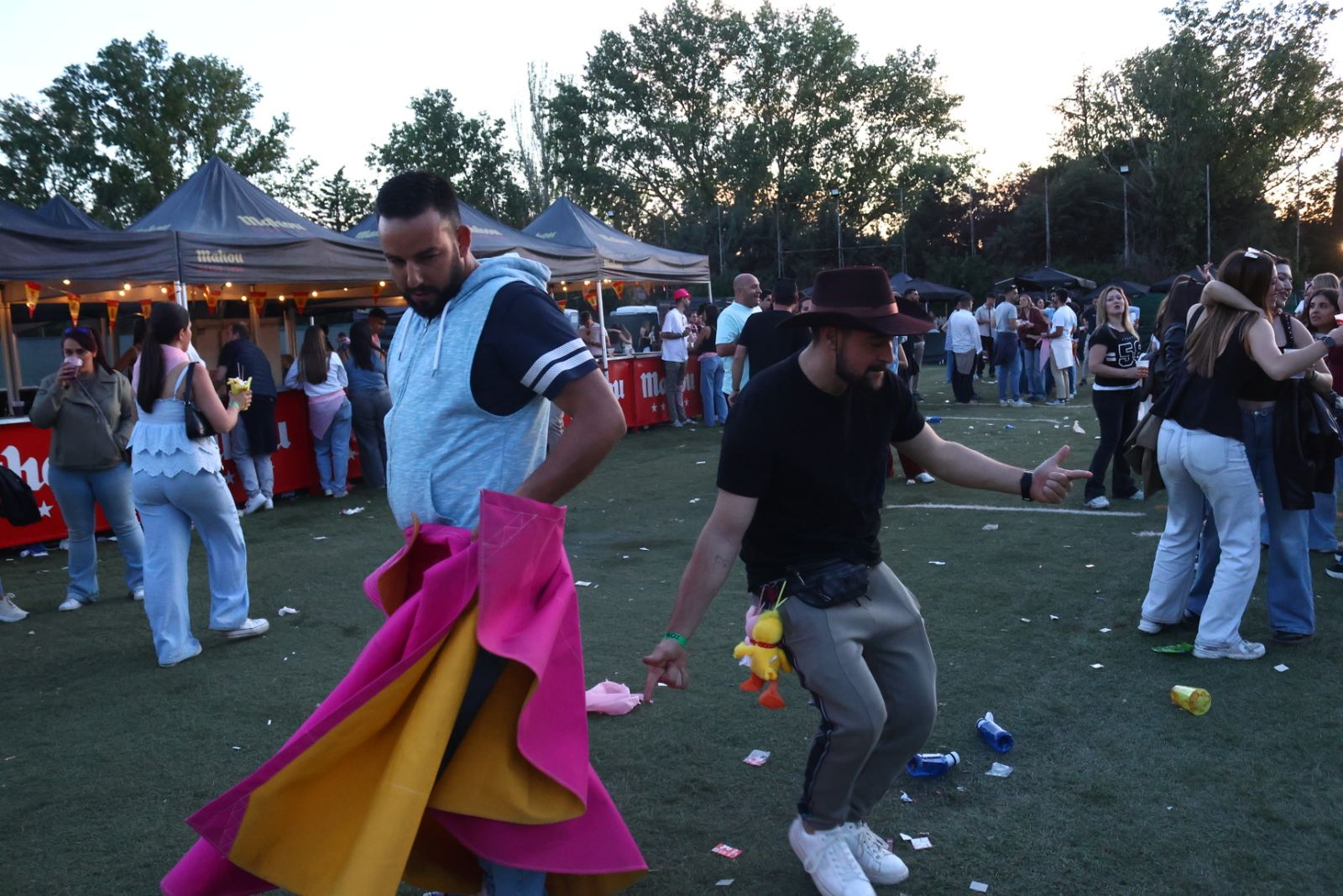 Salamanca de noche, sábado 18 de abril