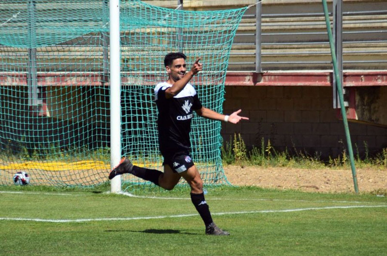 David  alvarez gol jupiter