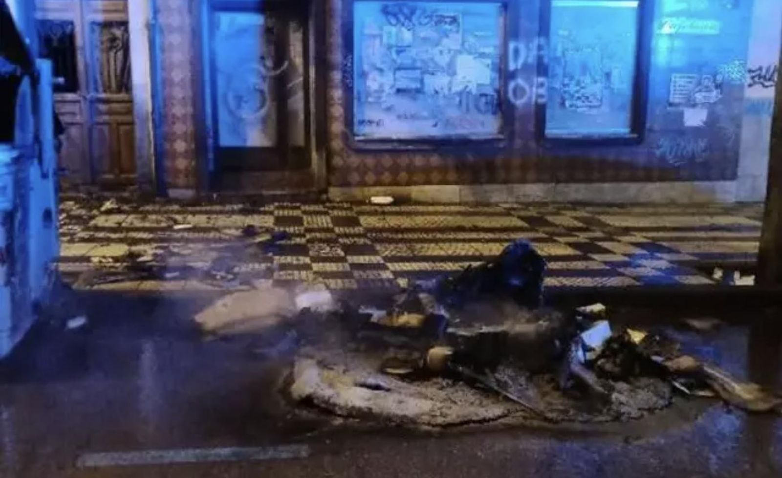 Uno de los numerosos contenedores quemados en Soria - SUBDELEGACIÓN DEL GOBIERNO