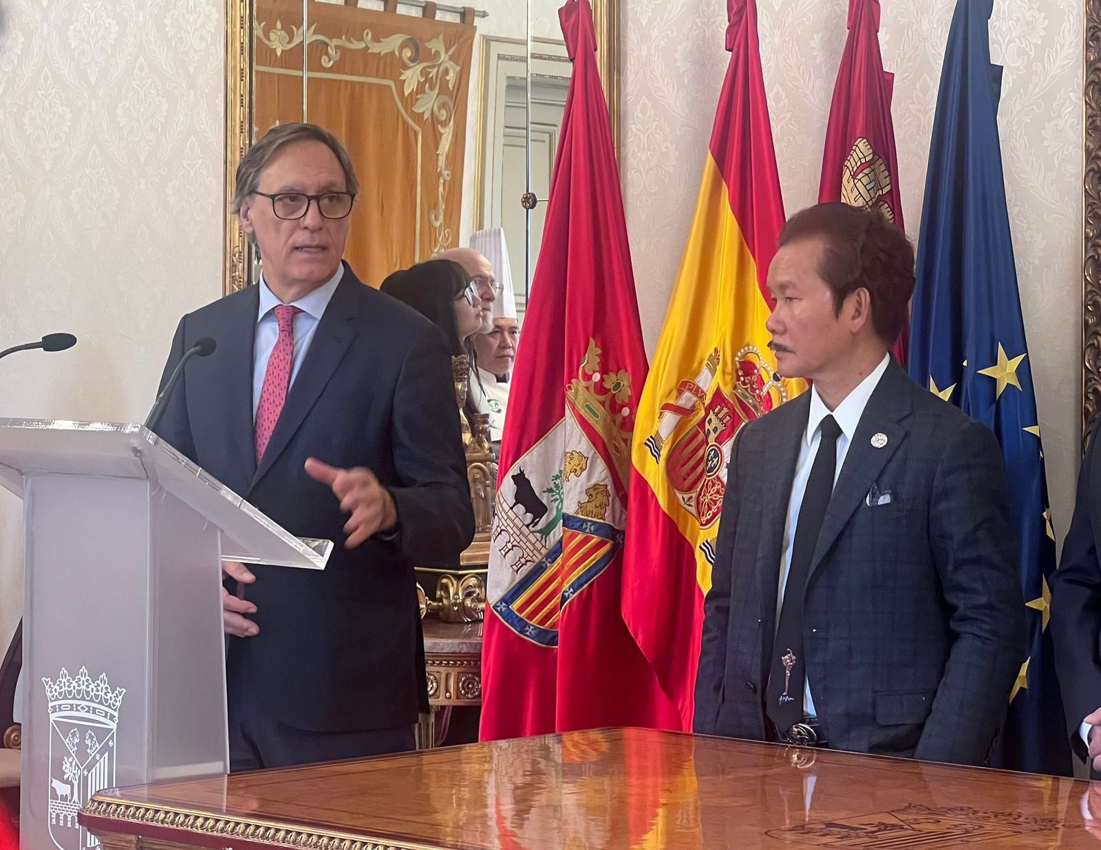 Carlos García Carbayo y Xu Hongfei