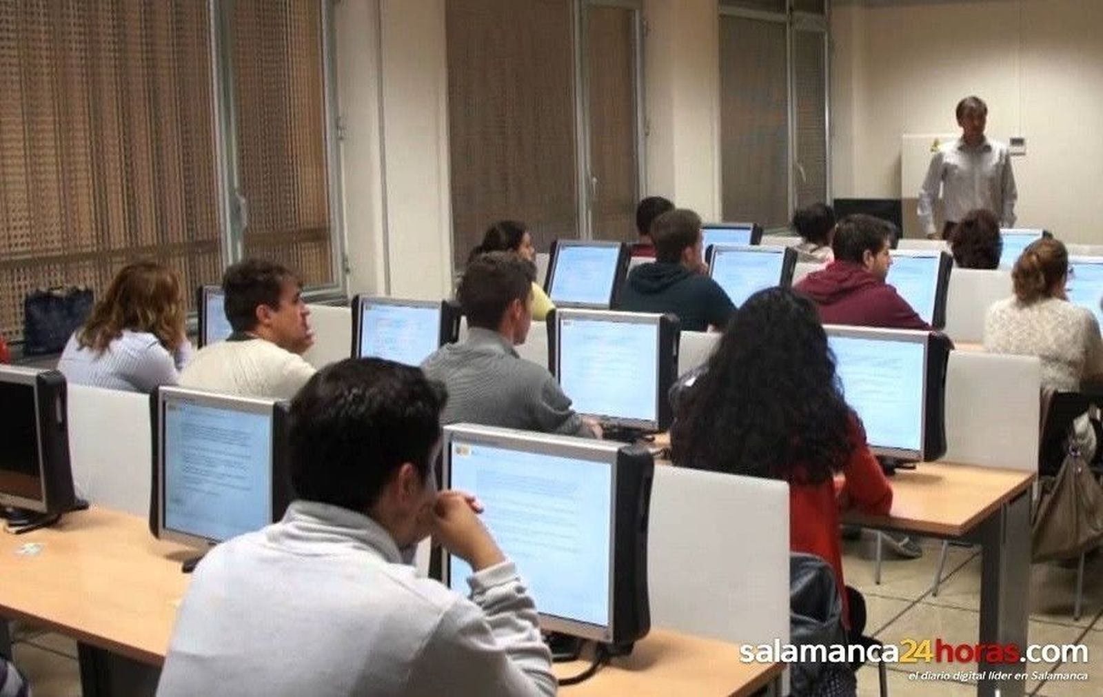 El Ayuntamiento formará a 15 personas en elaboración de páginas web