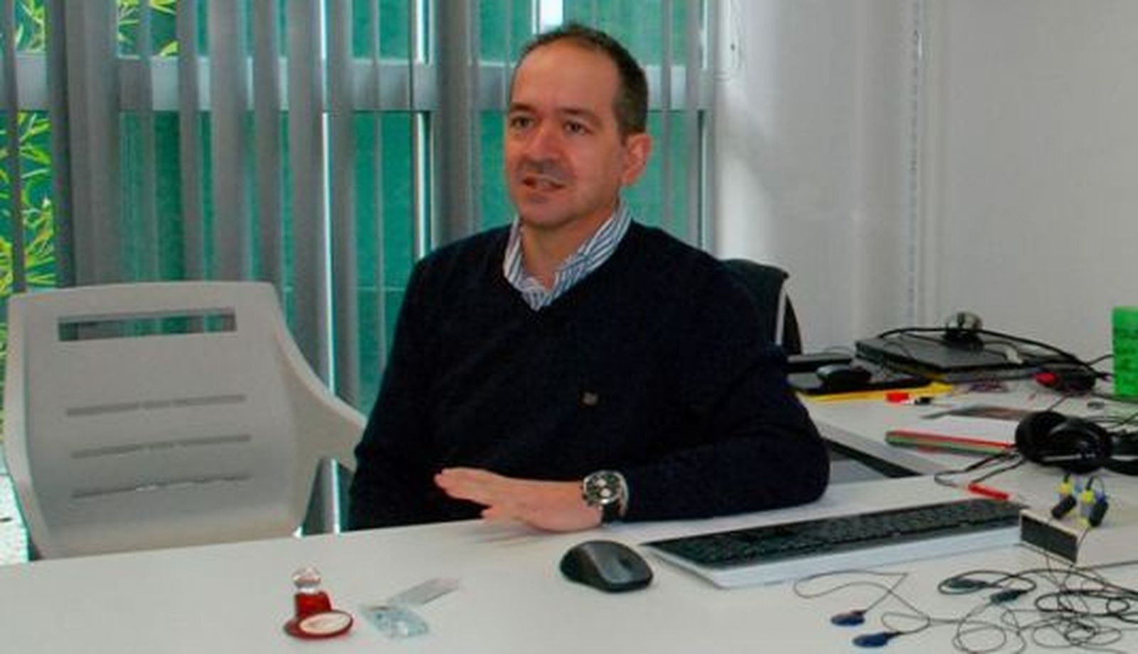 El catedrático de Otorrinolaringología e investigador del INCYL Enrique A. López-Poveda