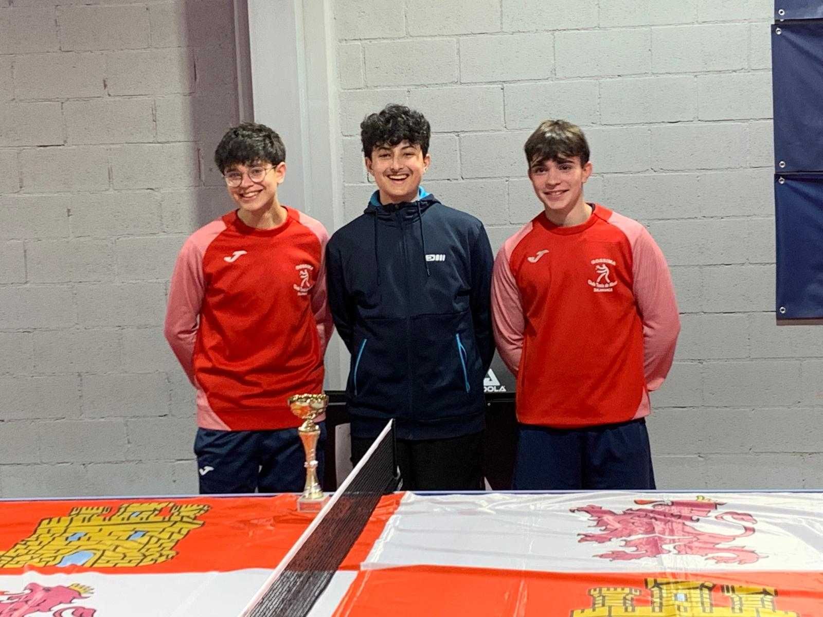 Álvaro Cabezas, Martín Sevillano y Alberto Zorita, del club Gossima