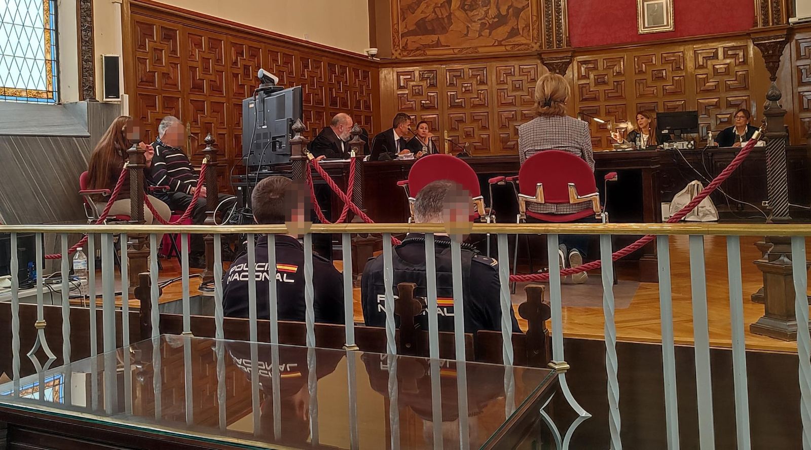 Juicio contra los tres acusados de asesinato