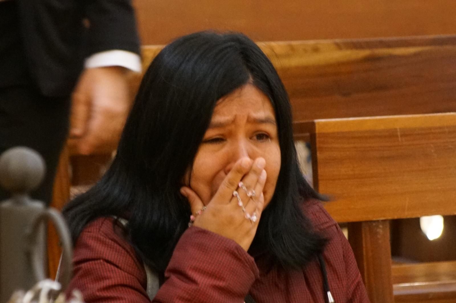 apertura-de-la-basilica-de-la-anunciacion-para-venerar-el-cuerpo-de-santa-teresa-en-alba-de-tormes-fotos-juanes-9