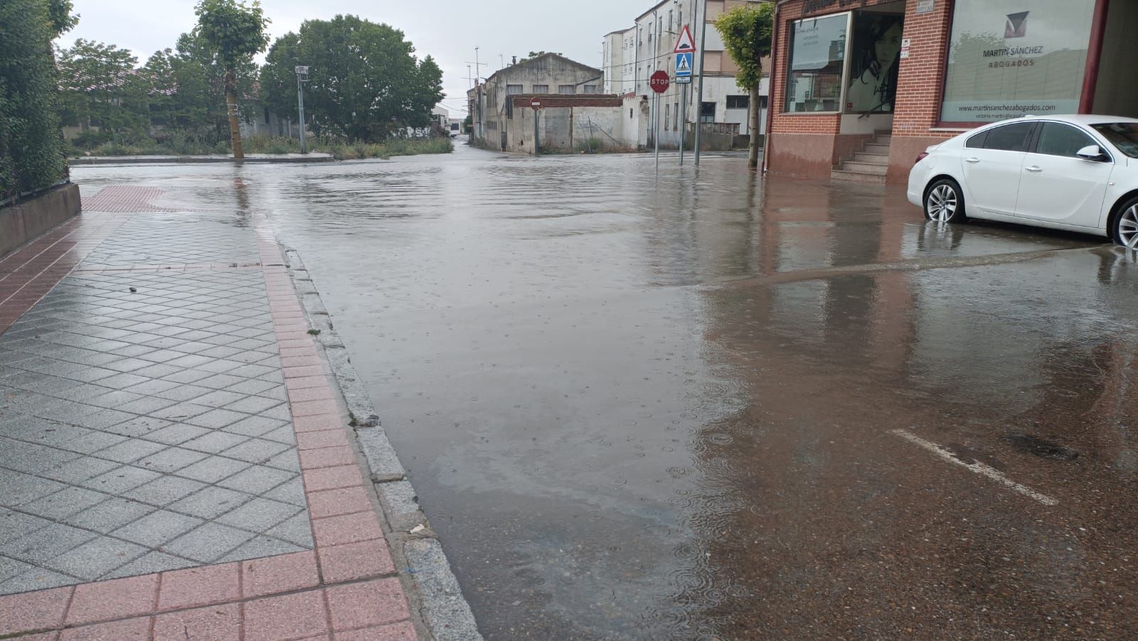 whatsapp-image-2023-06-01-at-16-06-13-2