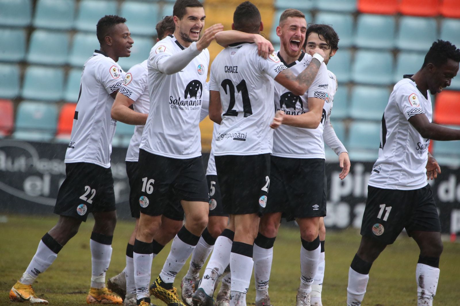 salamanca-cf-uds-sd-compostela043268e4-1b38-48fb-b6fc-036a1c1c4c59