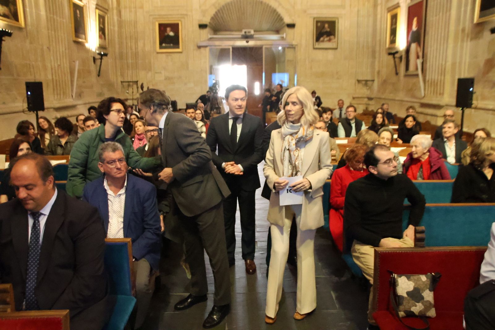Apertura del encuentro ‘Humanismo tecnológico: del relato a los datos’