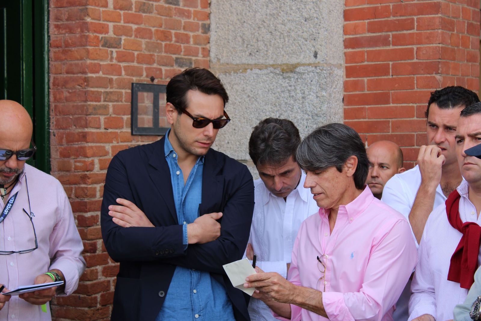 Sorteo de la corrida de Vellosino para Damián Castaño, Diego San Román e Ismael Martín en La Glorieta