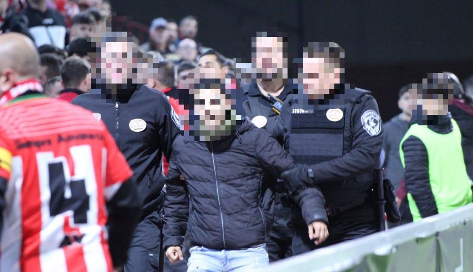 Joven expulsado del Reina Sofía durante el partido de Unionistas y Zamora.