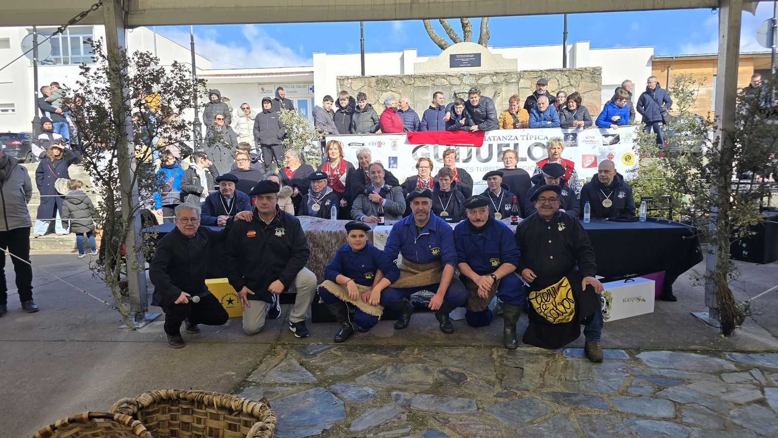 La matanza típica ‘taurina’ de Guijuelo aglutina a cientos de personas