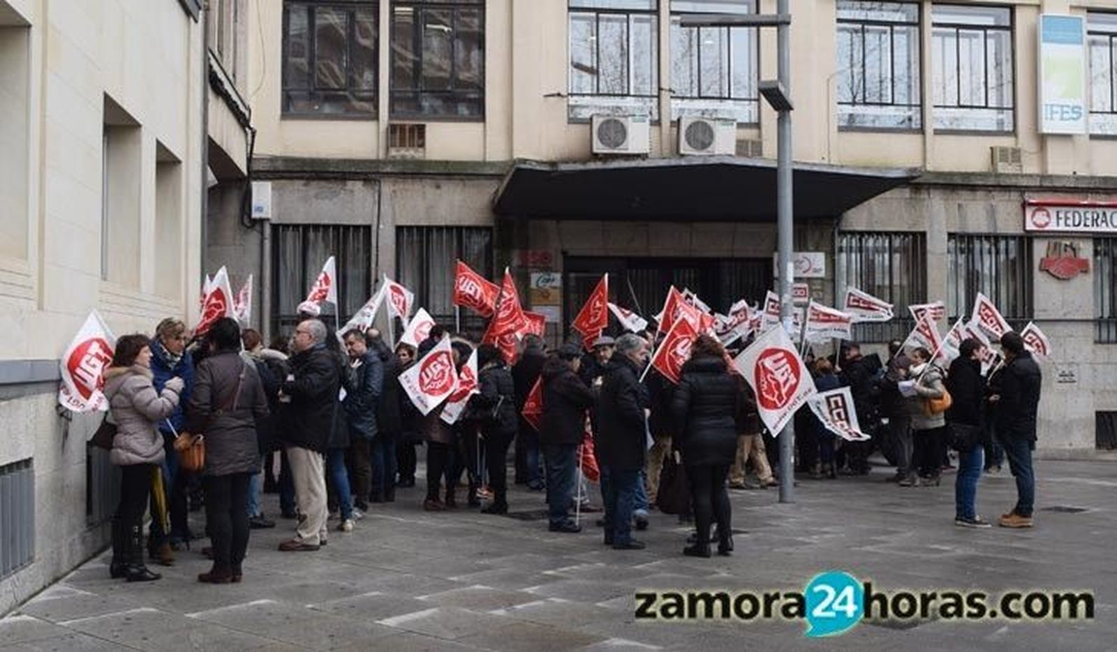 CC.OO y UGT se manifiestan a favor del derecho a huelga