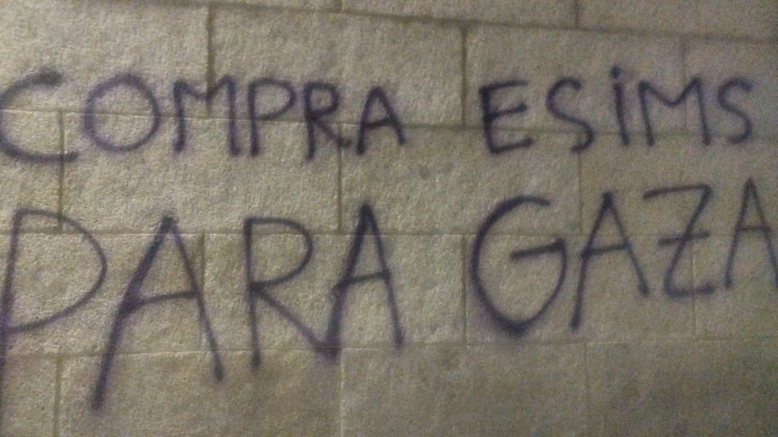 Graffitis en Salamanca, madrugada de este miércoles