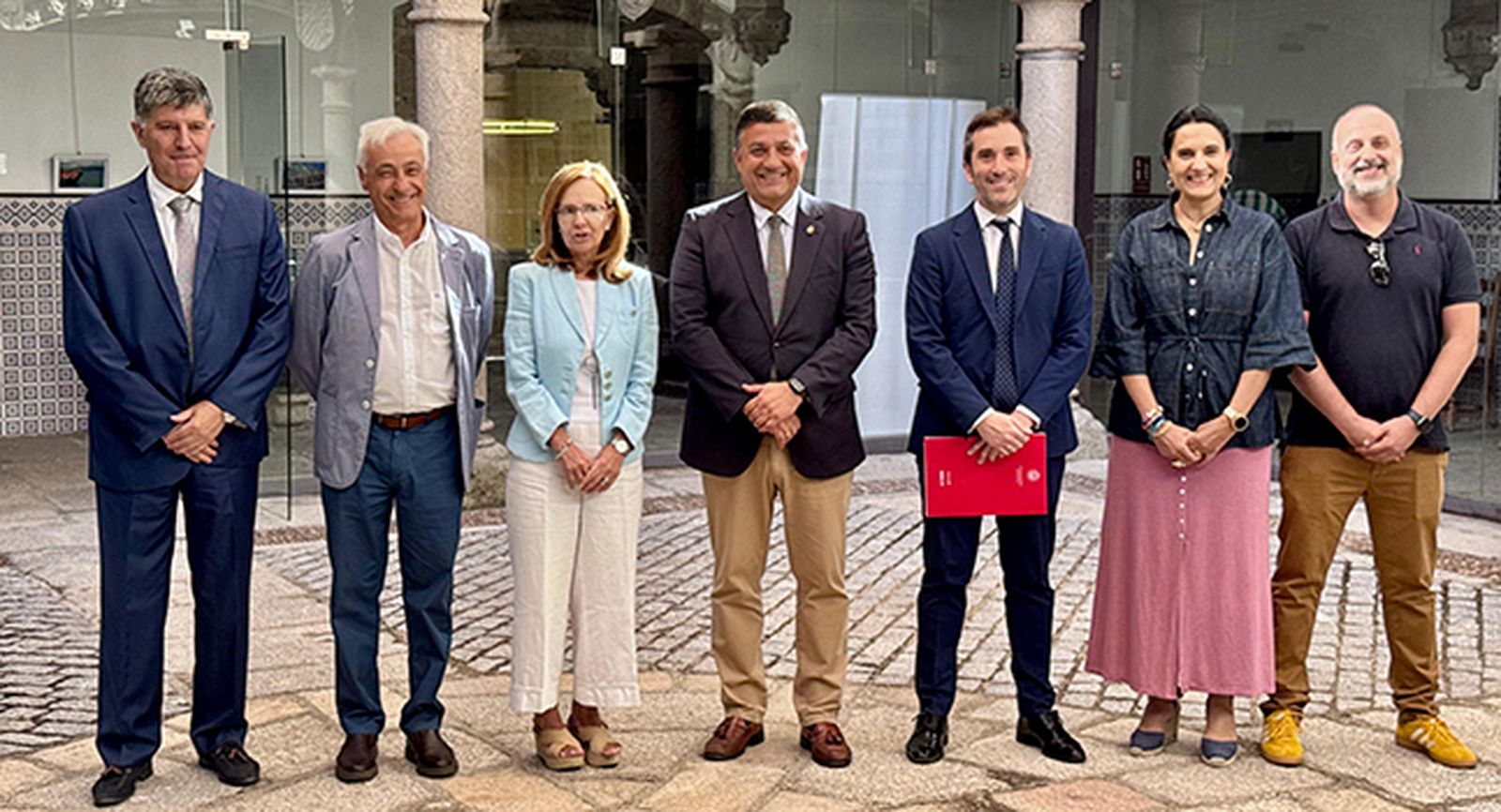 La Diputación de Ávila y la Universidad de Salamanca presentan el Programa de Prácticas Académicas Externas de Medicina en el Medio Rural