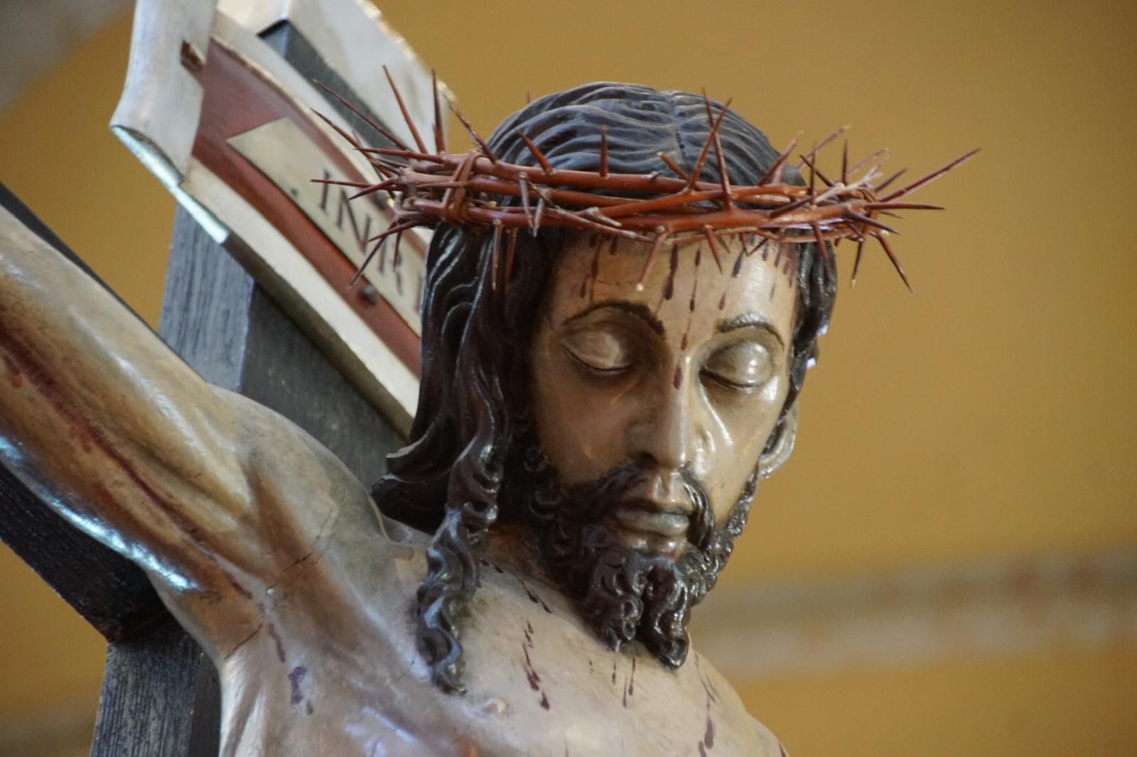 María Nuestra Madre y el Cristo del Amor y de la Paz en la procesión de la Semana Santa 2026 en Salamanca