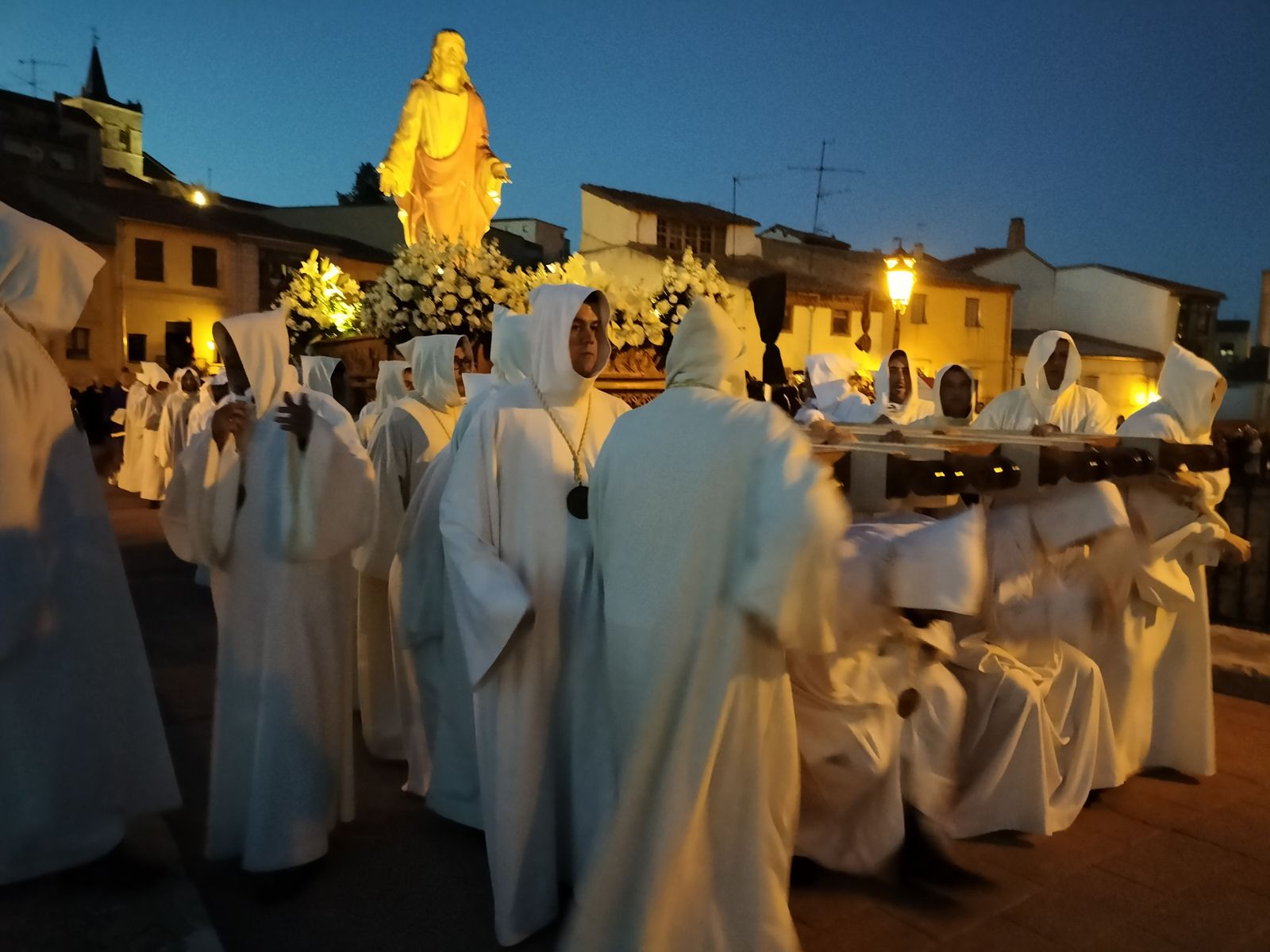 hermandad-penitencial-de-nuestro-senor-jesus-de-luz-y-vida-9