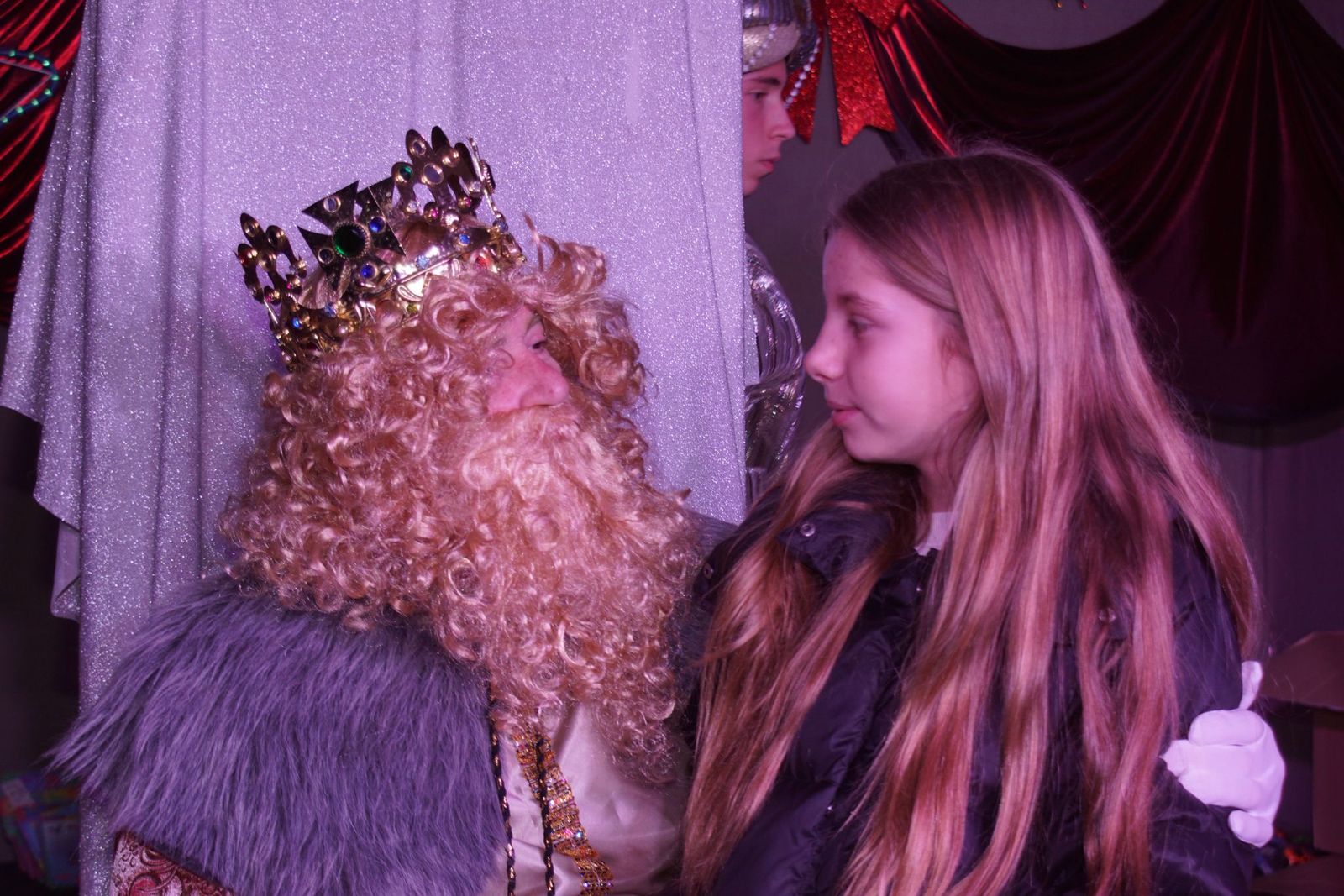 Los Reyes Magos reciben las cartas de los niños de El Encinar