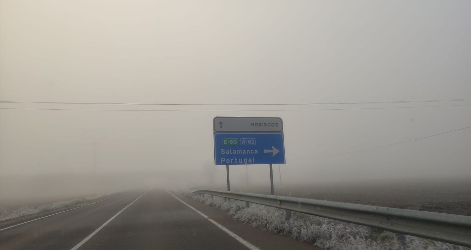 Niebla en la carretera (2)