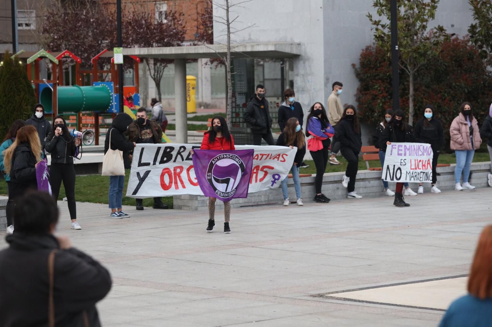Manifestación 8M en Garrido (10)