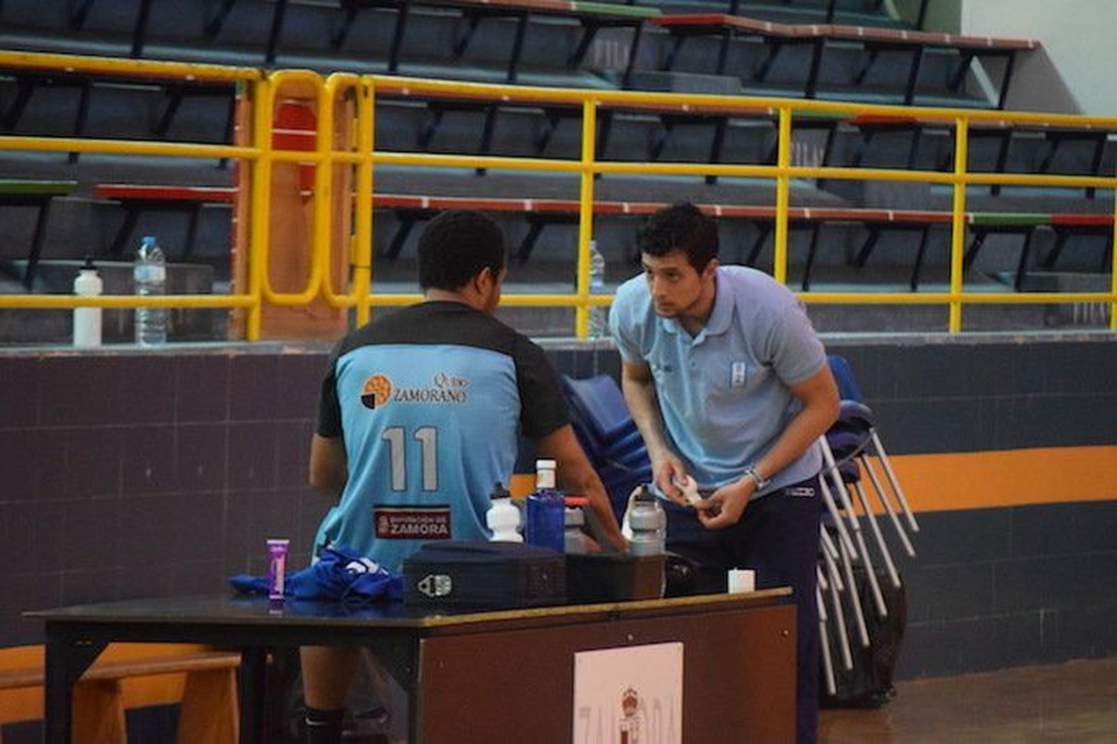 Saulo Hernández apela a la "consistencia" y al control de las emociones para salvar la categoría