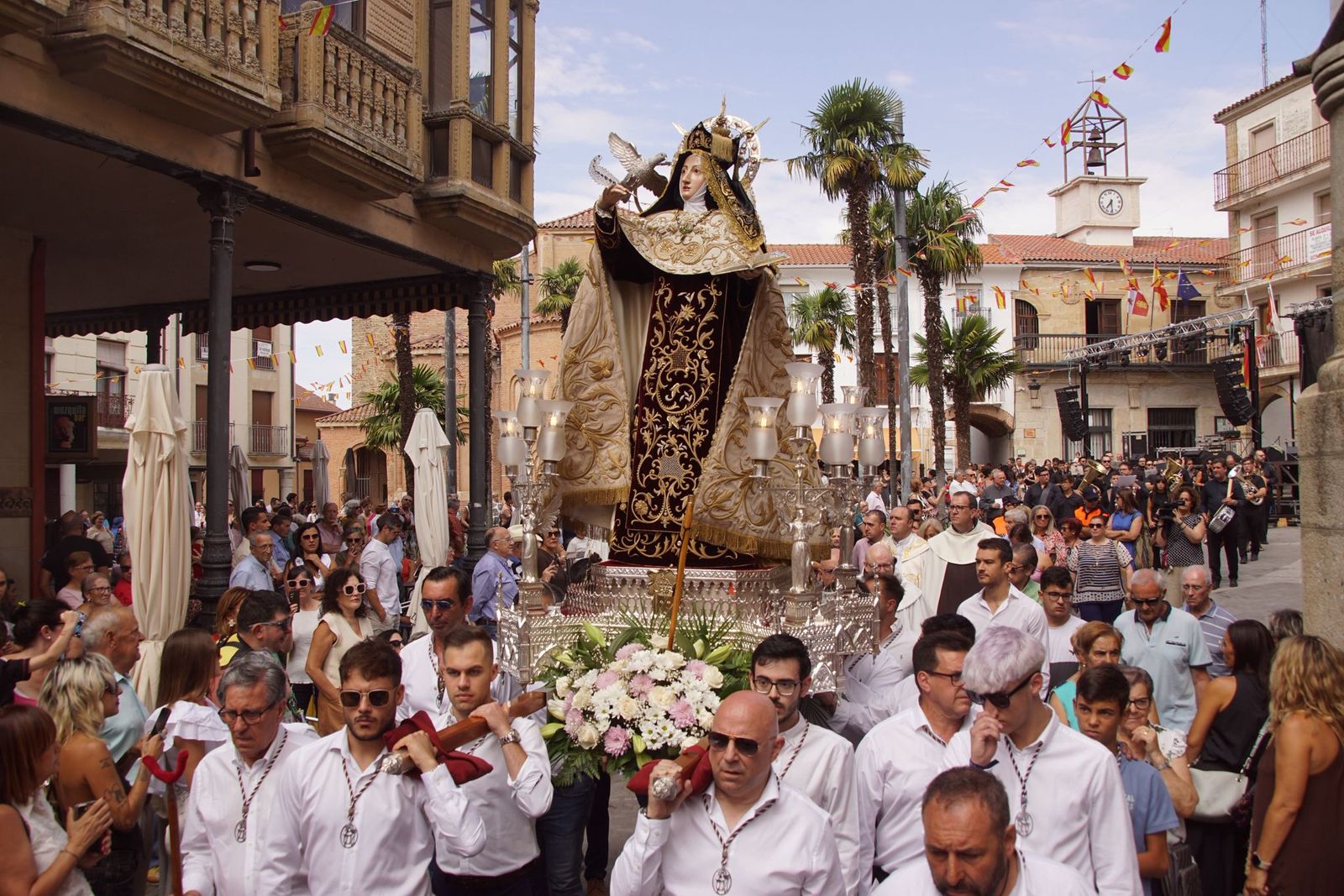 Alba, salida de clausura de Santa Teresa, fiestas Transverberación 2025 (11).jpeg