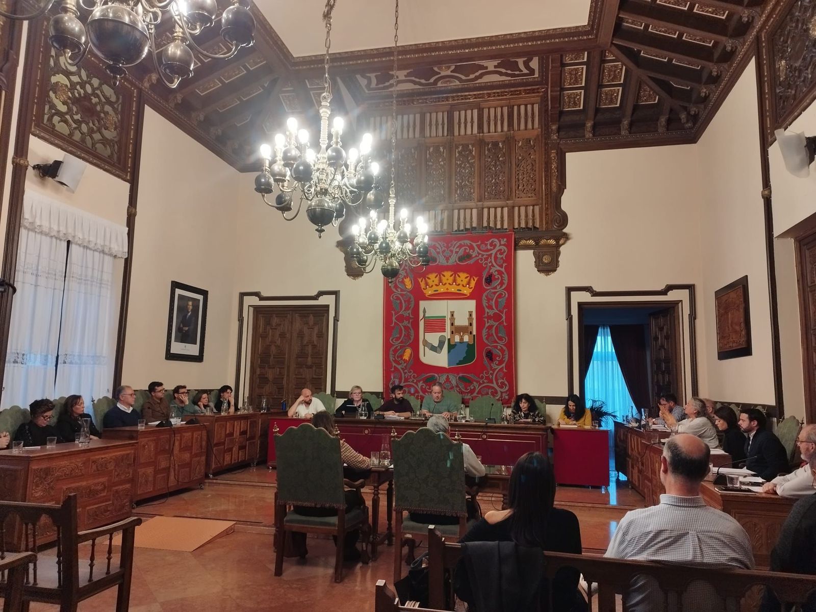 La votación se llevó a término pese a la ausencia de un concejal de Izquierda Unida en el momento exacto del sufragio