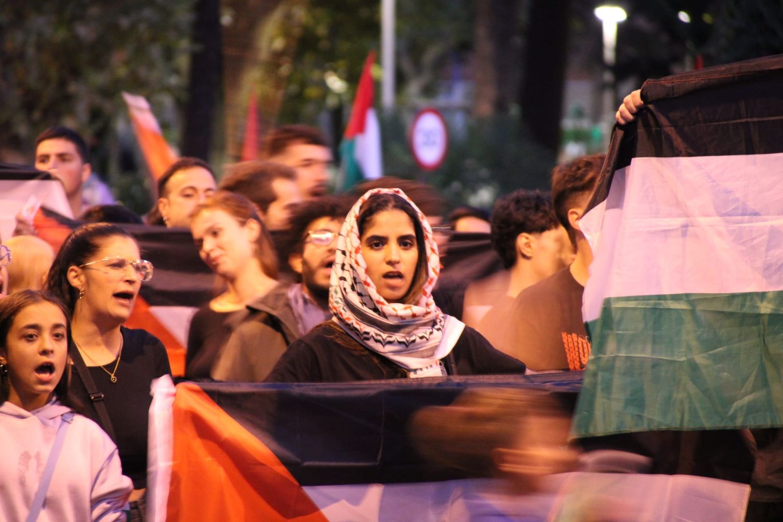 Medio millar de personas se manifiestan en Salamanca en apoyo a Palestina y la flotilla