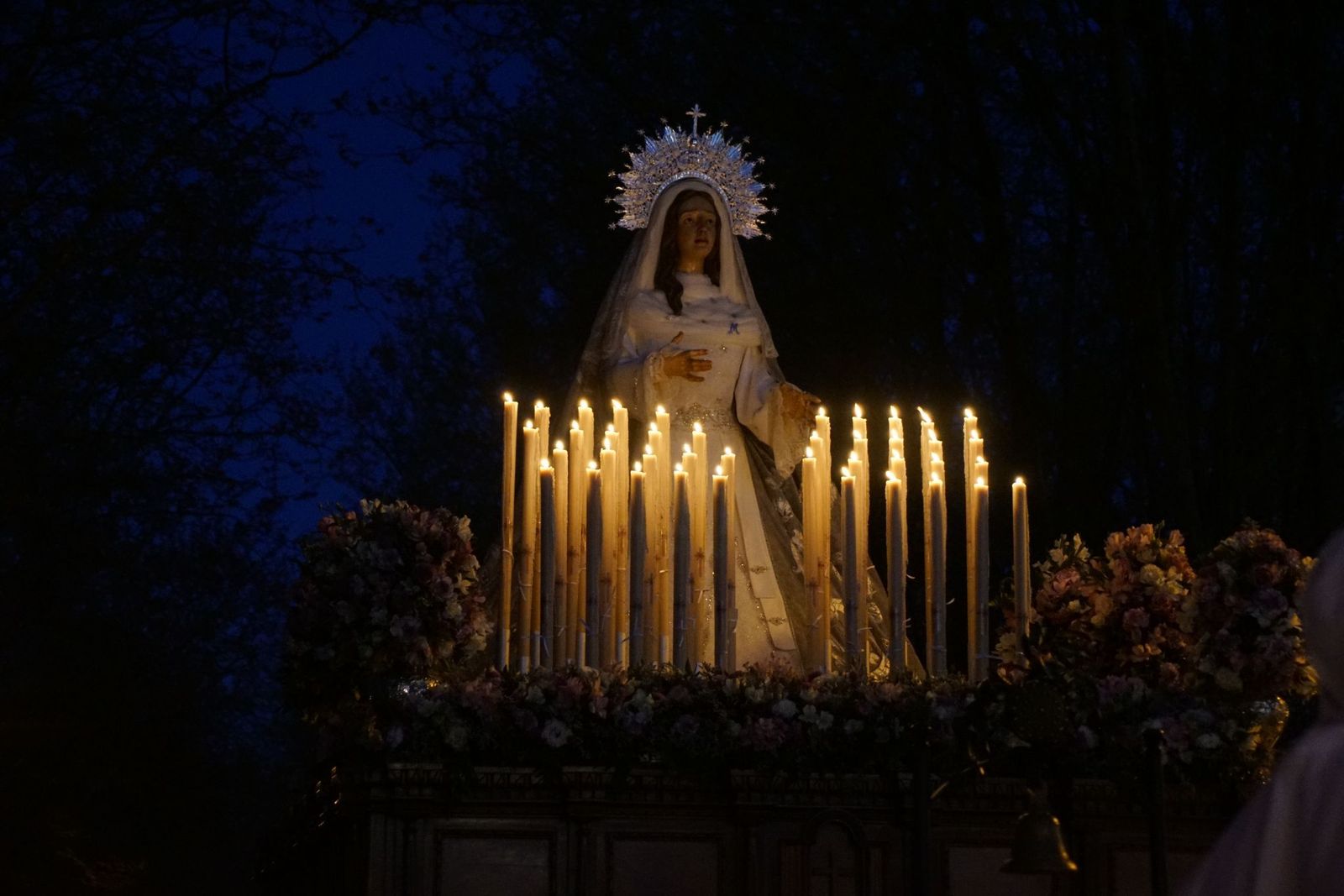 746a181c-f996-41a3-9bcd-f563bcba5980