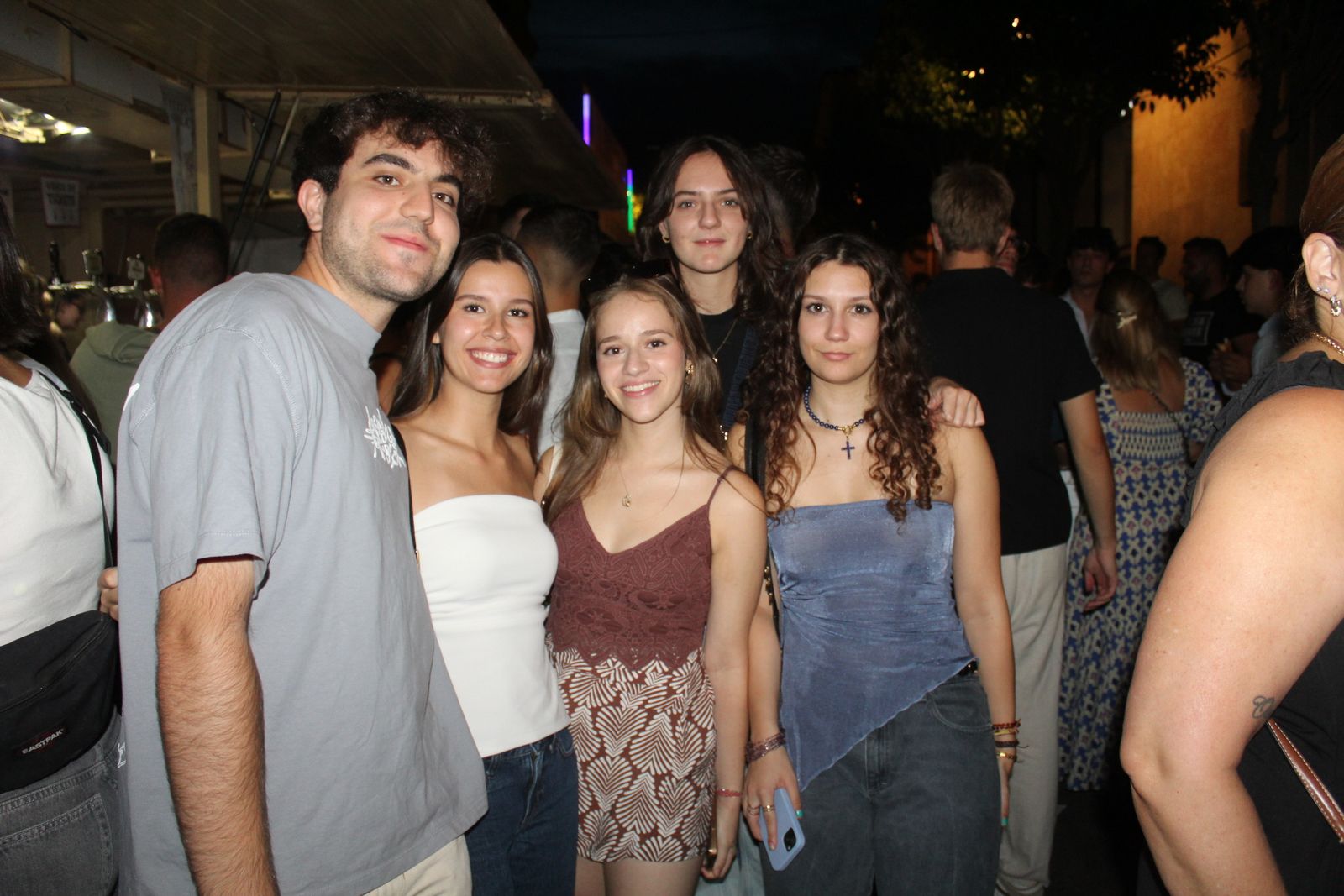 Ambiente en la Feria de Día en la tarde de este sábado