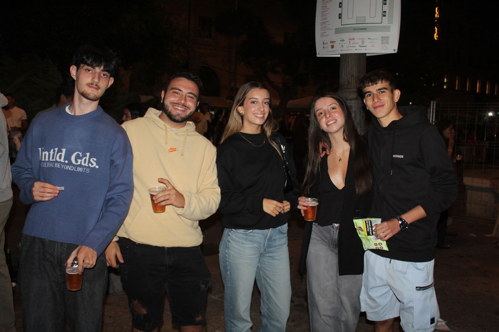 Ambiente en la Feria de Día en la tarde de este
