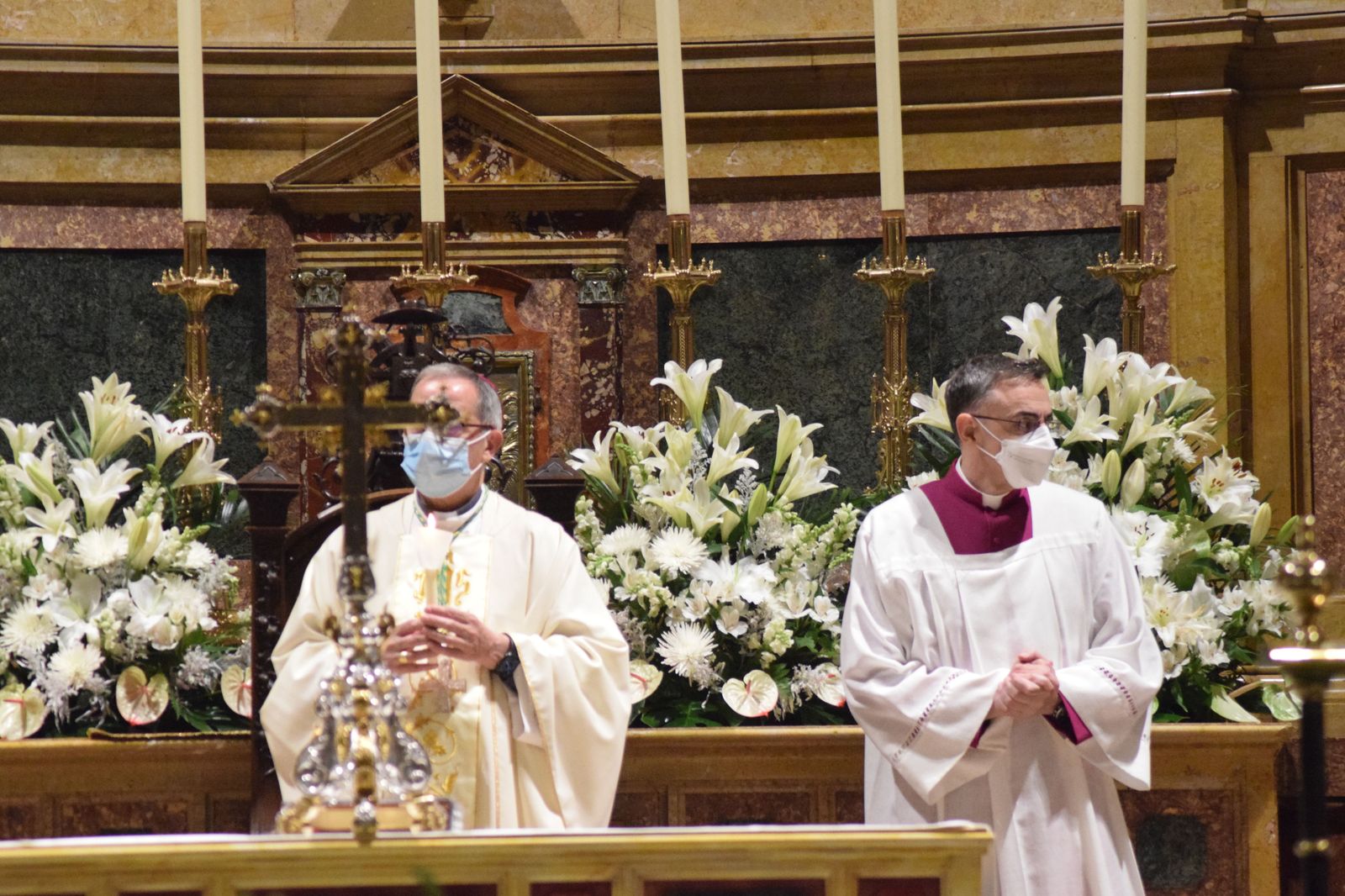 vigilia-pascual-en-la-catedral-de-zamora-11