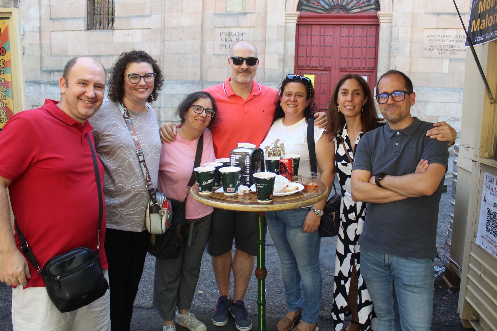 Ambiente en la Feria de Día en el mediodía de este sábado