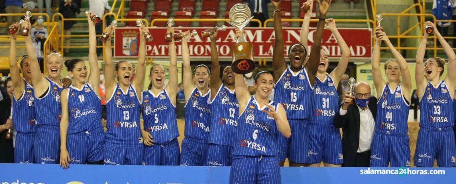 Silvia levanta el título liguero en el Pabellón de Würzburg / FOTO SALAMANCA24HORAS.COM Silvia levanta el título liguero en el Pabellón de Würzburg / FOTO SALAMANCA24HORAS.COM