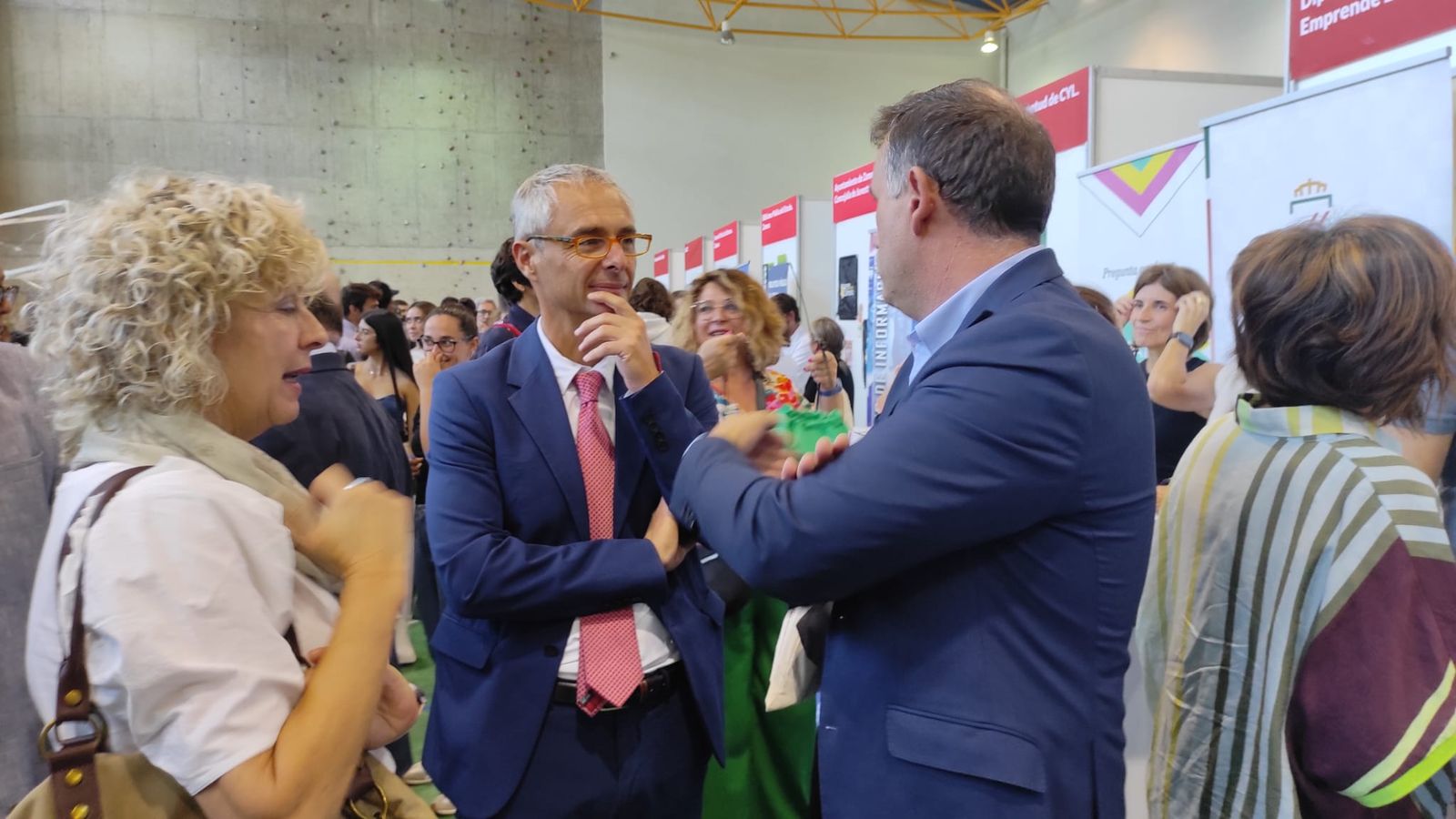 whatsapp-image-2023-09-27-at-13-11-44