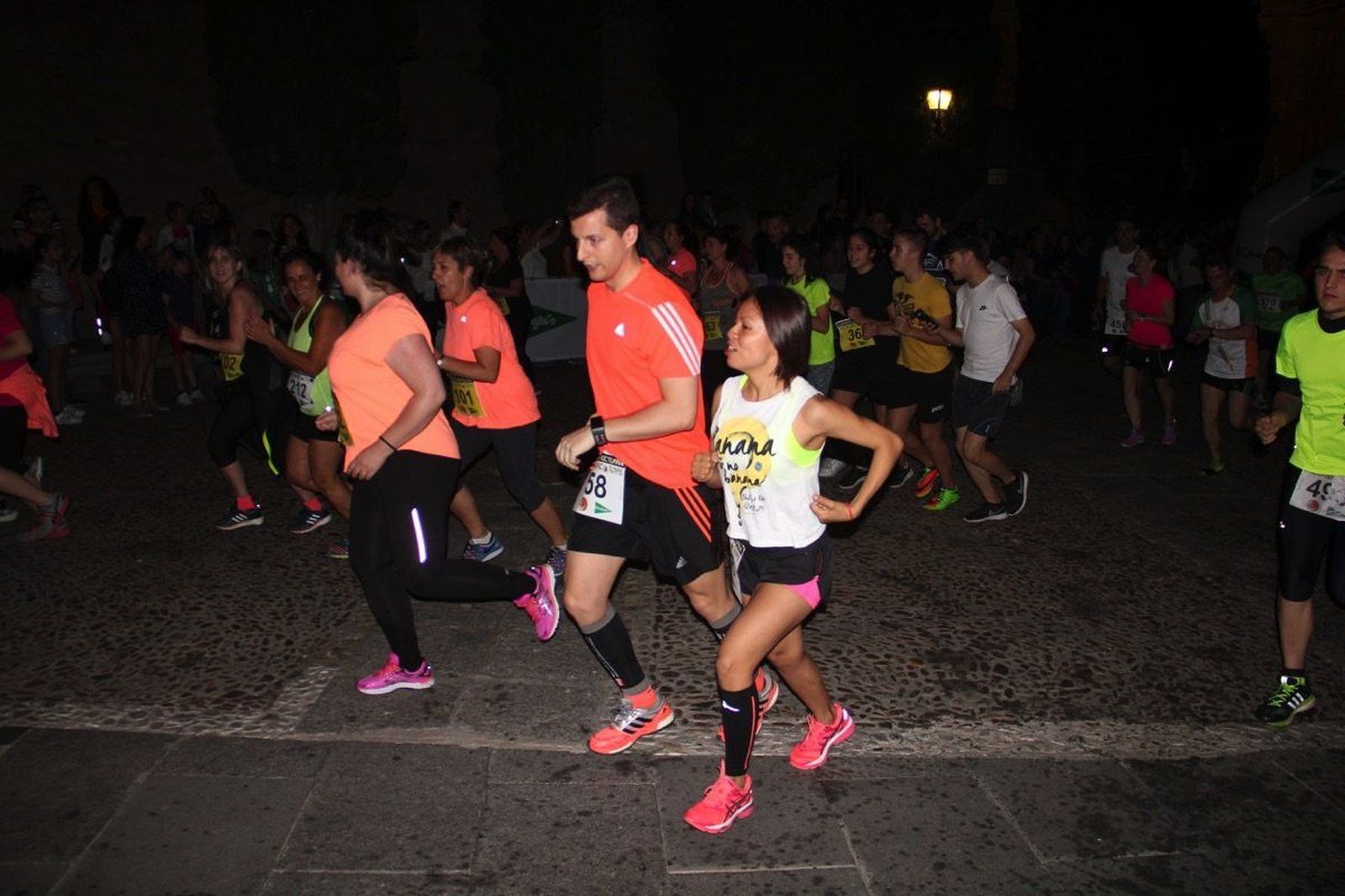 Carrera nocturna Salamanca a Tope
