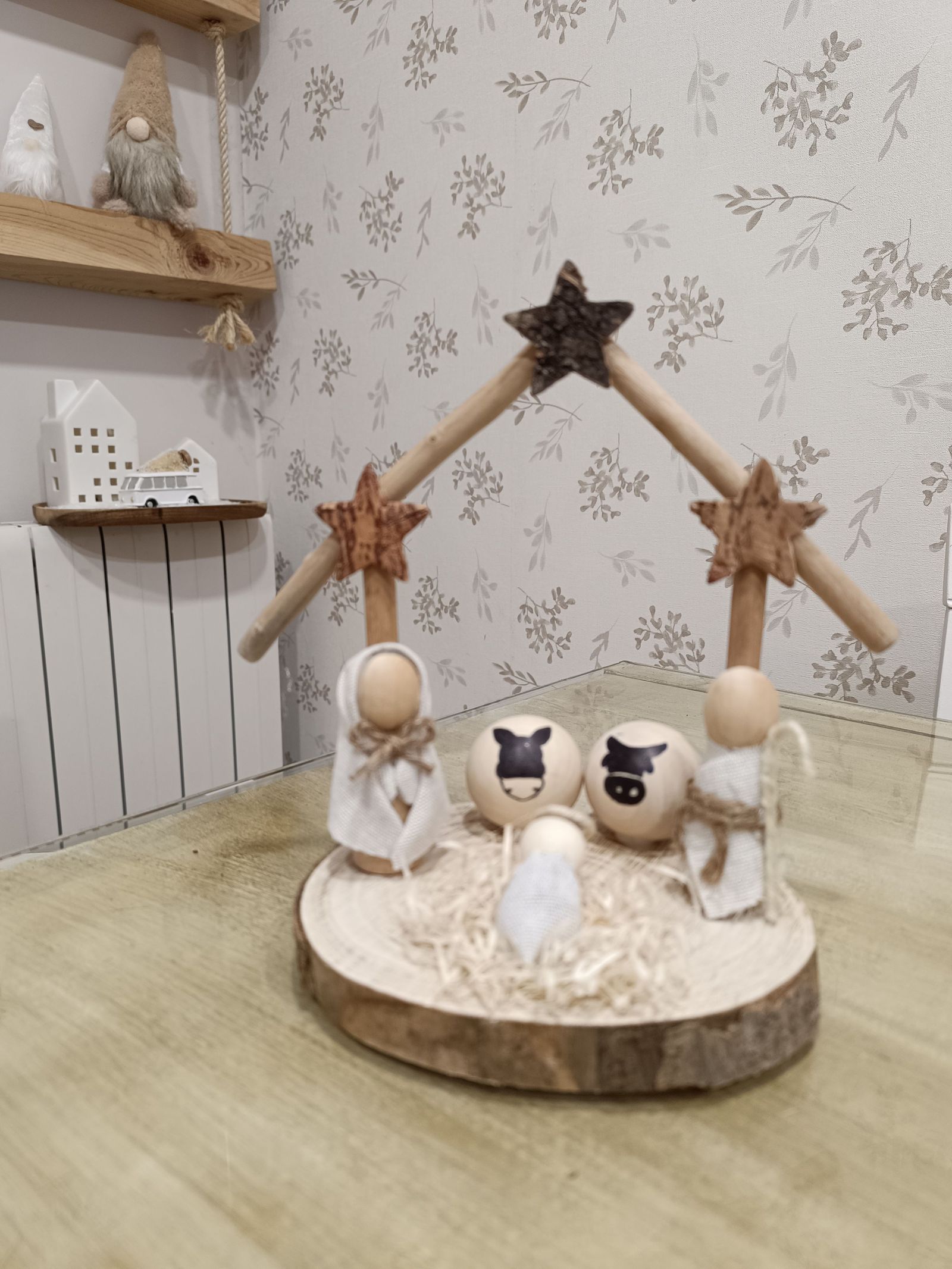 m-r-m-decoracion-navidena-situada-en-una-vivienda-de-la-calle-pedro-vidal-4