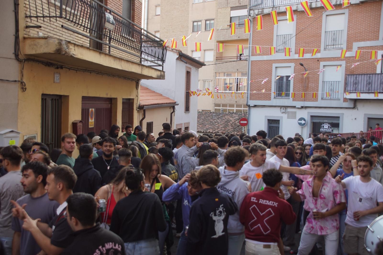 Encierro y capea en Alba de Tormes