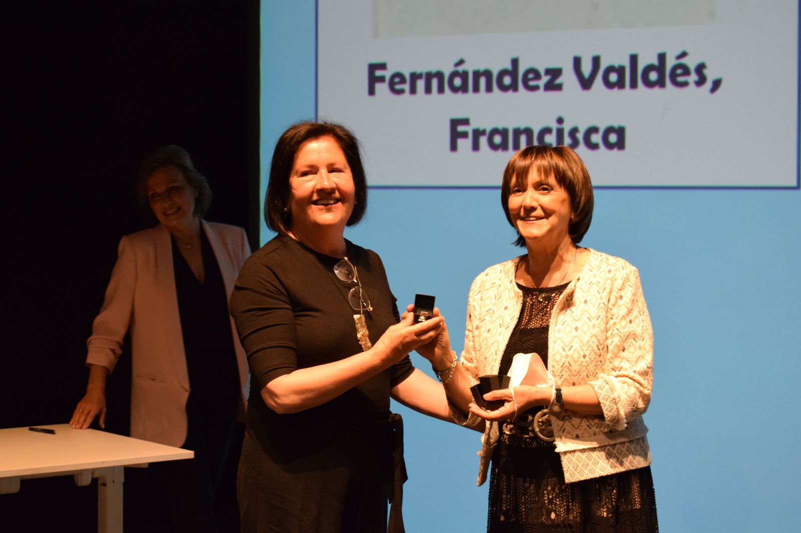 el-colegio-de-enfermeria-de-zamora-rinde-homenaje-a-los-companeros-jubilados-21