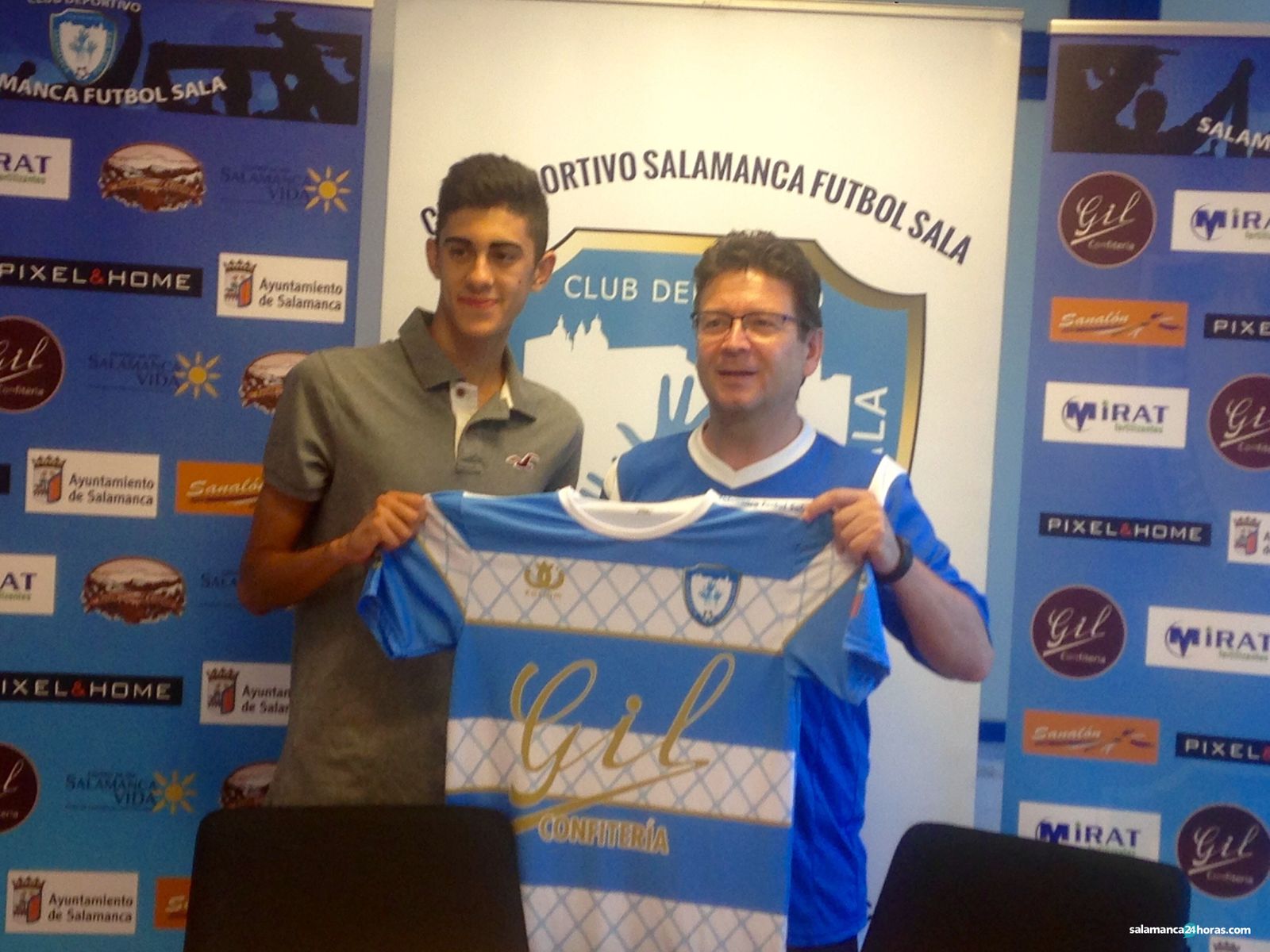 Presentación Sergio Barbero con el Salamanca FS